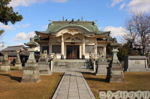 鷲塚神社社殿