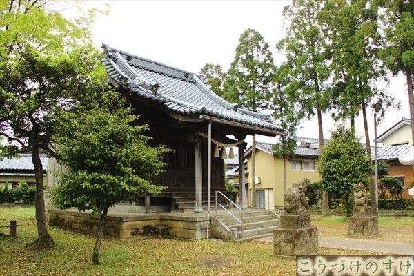 藤鷲塚八幡神社社殿