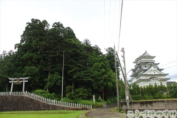 白山稚児神社