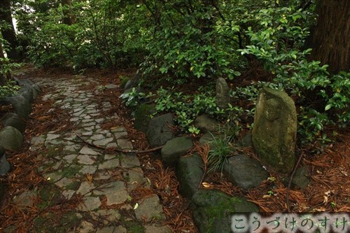 白山稚児神社